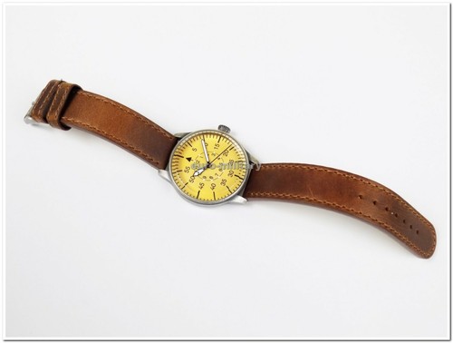 Montre d'Aviateur allemande WW2 Luftwaffe ME-109 - Bracelet en cuir marron - Vintage - Neuf - Photo 1 sur 10