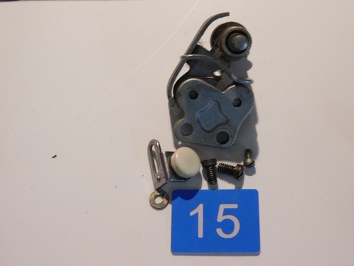 AA7 White Sewing Machine Model 2833 PARTS - - Picture 33 of 79
