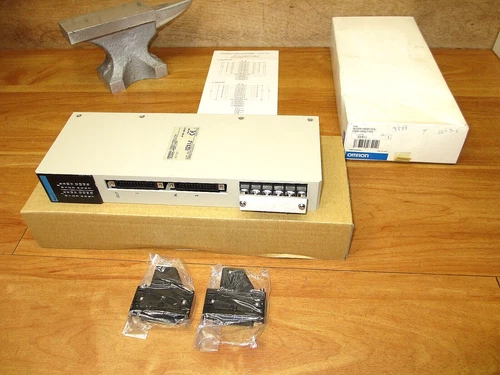 Omron C500-MD211CN *NEW* Input/Output Unit Module Sysmac PLC *USA SHIP*