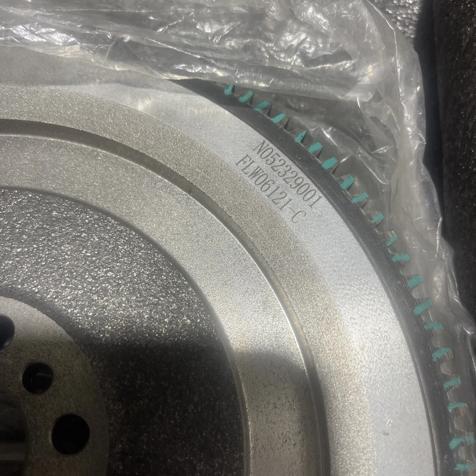 For 1988-1998 Chevrolet C1500 Flywheel LUK 11294DT 1995 1993 1996 1990 1994 1989 - Image 2 of 3