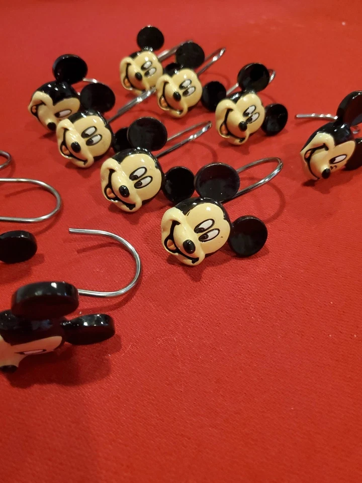 迪士尼米老鼠头淋浴钩红色、白色、黑色 11 件套 — 第 2/4 张图片