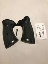 Pachmayr Presentation Grips for Ruger Security Six Large