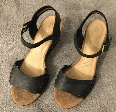 clarks black sandals wide fit