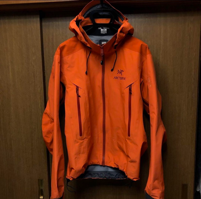 ARC'TERYX BETA AR Theta Mountain Parker S Orange Outdoor difficile da ottenere