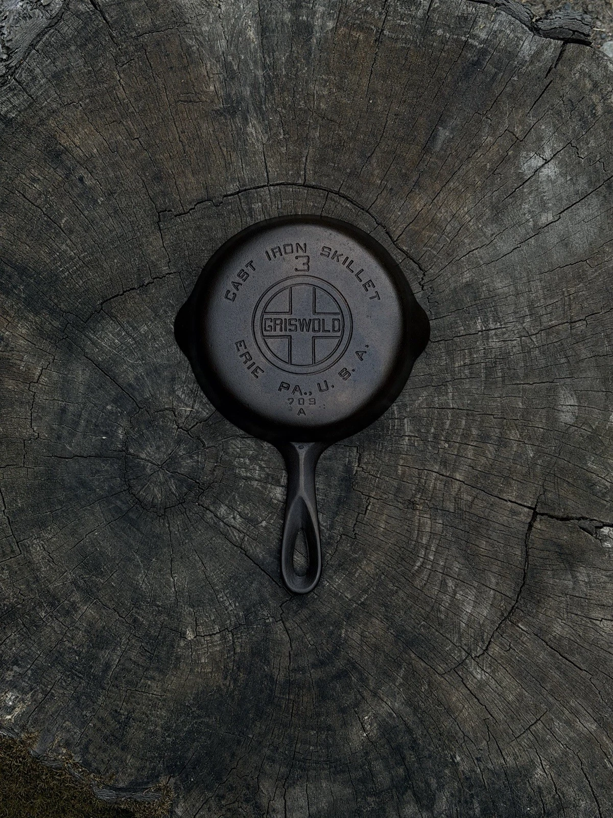 Vintage Griswold Large Block Logo No. 3 Cast Iron Skillet 709 A