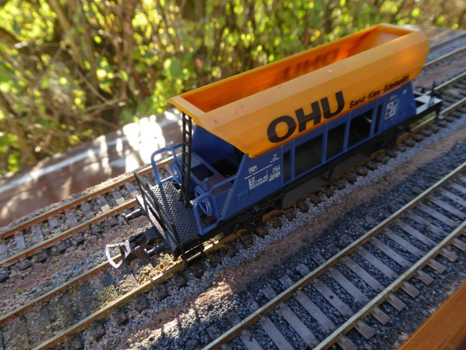 Wagon trémie à essieux réseau DB de la marque FALLER N° 197 HO - Photo 4/4