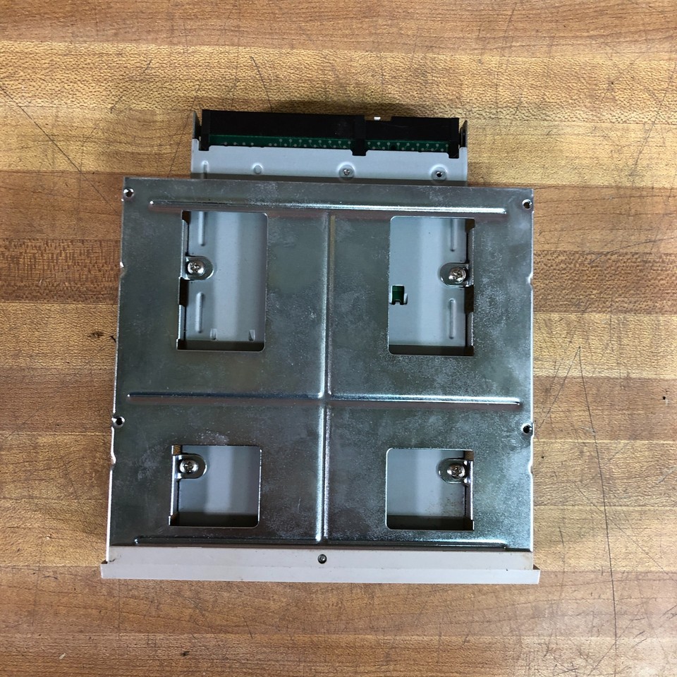 Iomega ZIP Drive 250 White Bezel - Model Z250ATAPI Internal IDE - WORKS ...