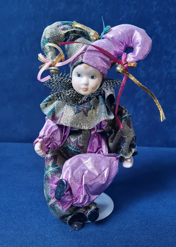 Konvolut Clown-Puppen, Harlekins, venezianisch, Stoff + Porzellan mit Stehstütze - Bild 4 von 4
