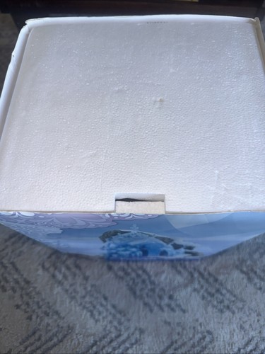 DEPT 56 DISNEY FROZEN ELSA'S ICE PALACE 4048962 VILLAGE - Picture 2 of 11