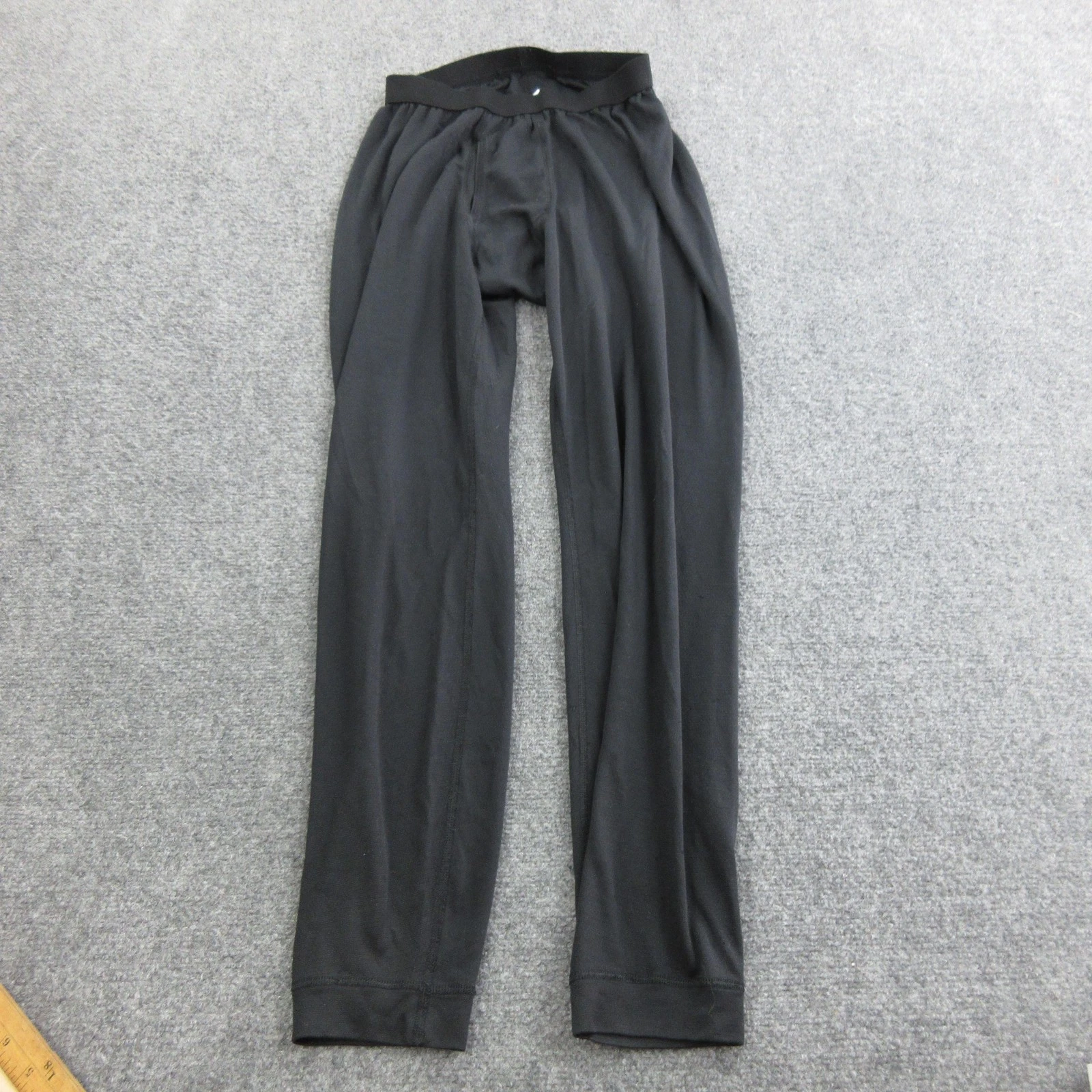 Patagonia Long Pants Mens Medium Black Capilene Thermal Base Layer USA
Opens in a new window or tab