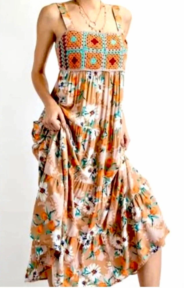 EASEL SUMMER DRESS CROCHET TOP FLORAL DRESS SMALL
Opens in a new window or tab