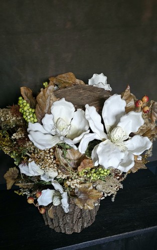 Vintage Heavy Natural Wood Dried Flower Arrangement - Picture 9 of 10