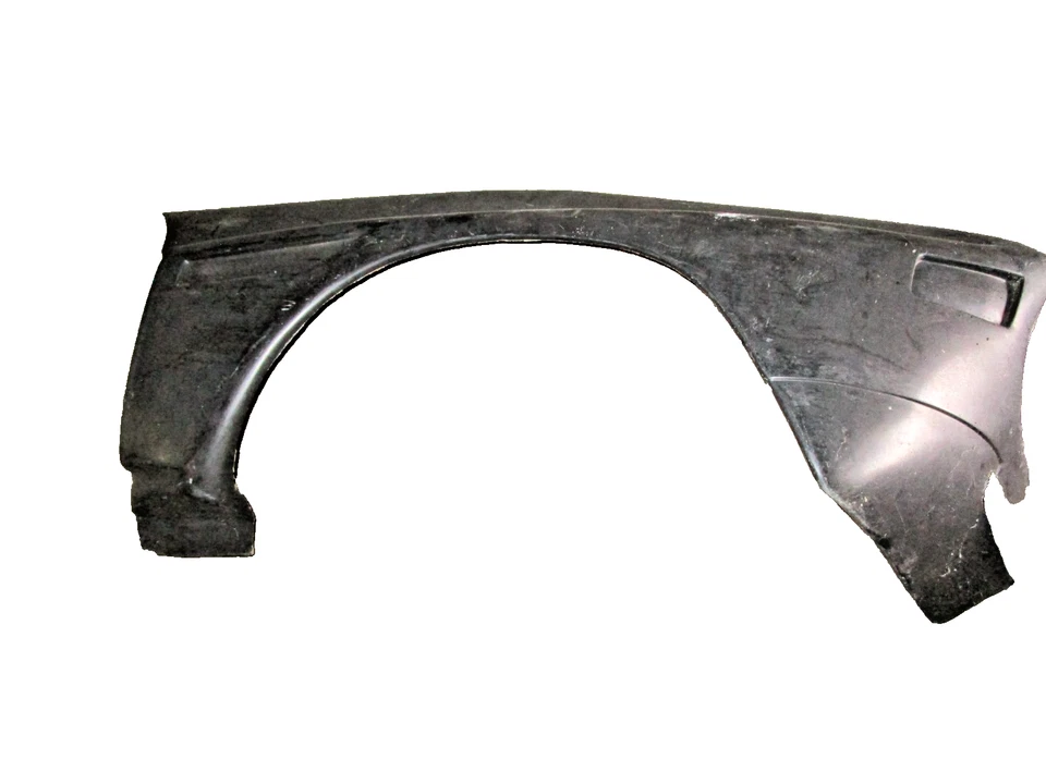 宝马 3.0 2500 2800 3.0S 3.0CS E9 乘客前挡泥板 NOS 玻璃纤维 1968 - 1974 — 第 2/4 张图片