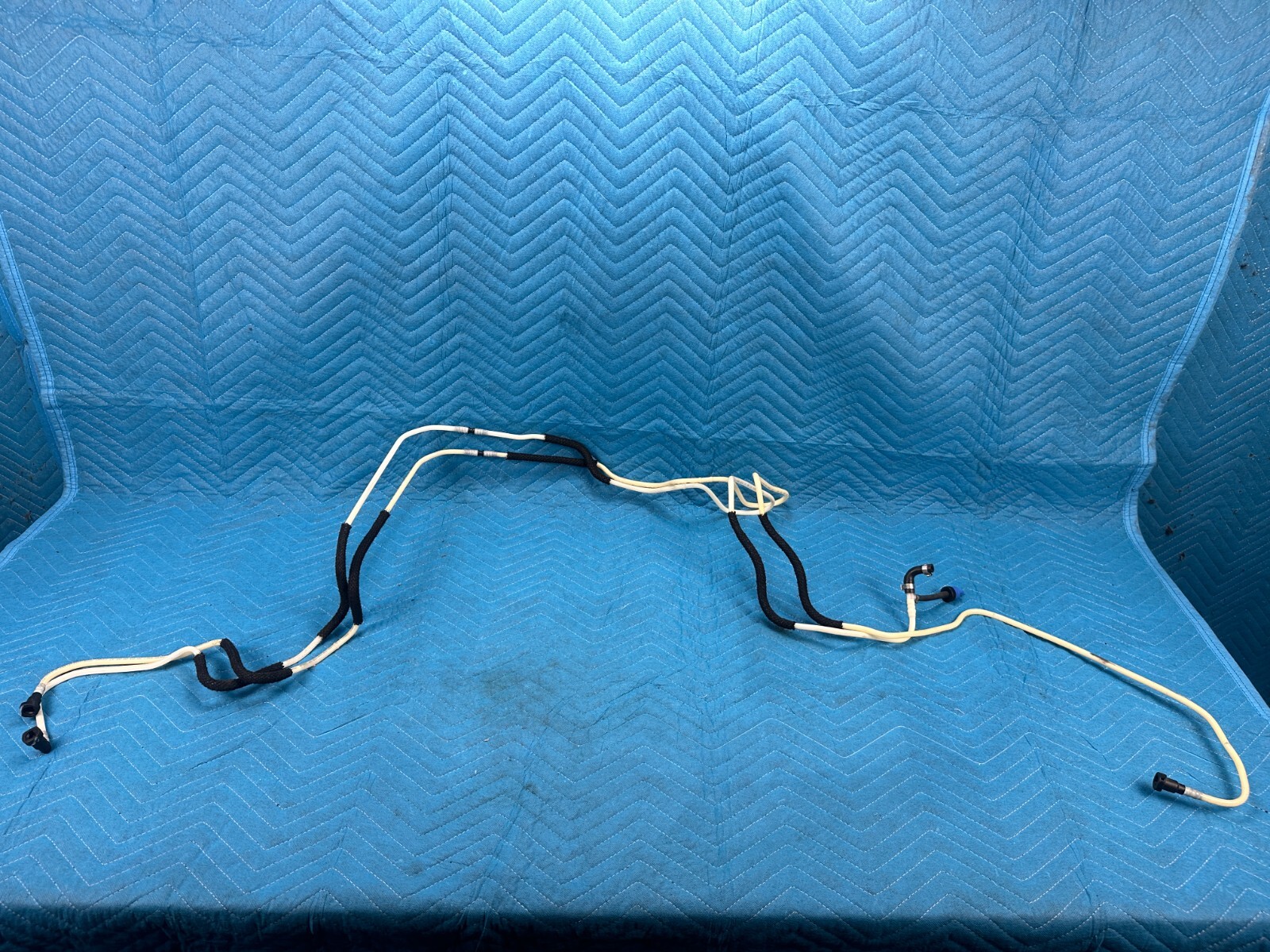Bentley Continental Flying Spur Fuel Vapor Pipe Hose Line Tube 29k 2006-2012 OEM