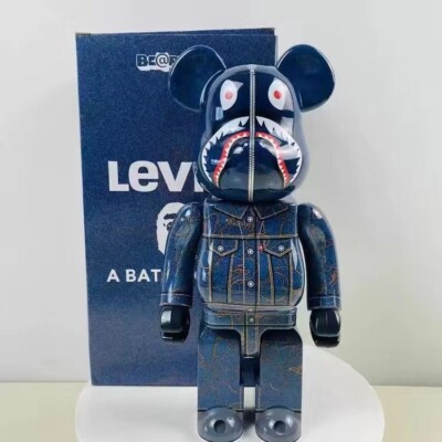 400%Bearbrick Levi's Shark Denim Clothes Graffiti Action 400%Bearbrick Levi's Shark Denim Clothes Graffiti Action