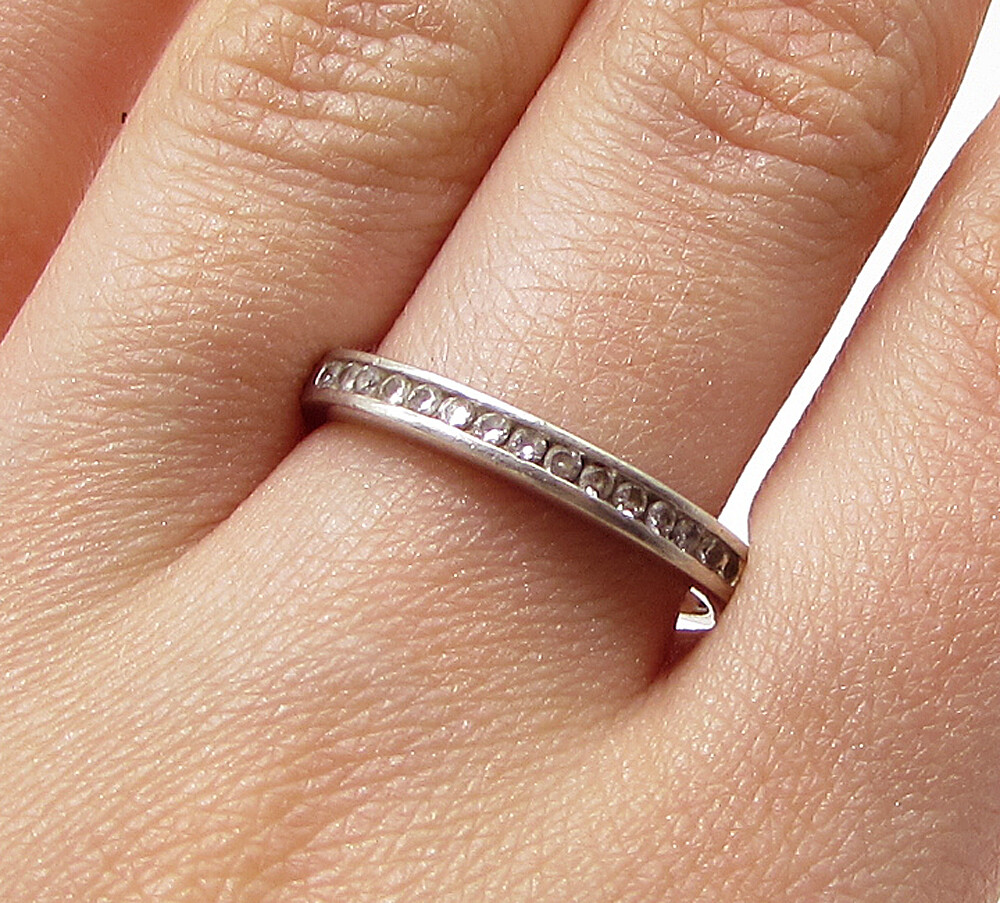 SETA 925 Sterling Silver White Cubic Zirconia Band Ring Sz 9 SETA 925 Sterling Silver White Cubic Zirconia Band Ring Sz 9