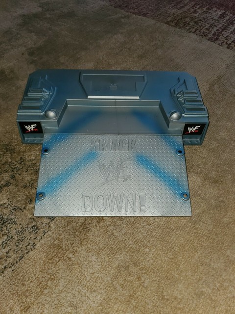 SMACKDOWN Entrance Stage Jakks WWF WWE Wrestling Accessory | eBay