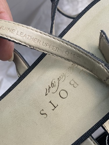 Talbots Black Flat Sandals Leather Ankle Straps Size 9 - Picture 6 of 7