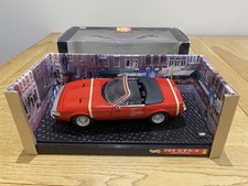 Hot Wheels Ferrari 365 Gts4 Daytona Spider 1:18 M1199