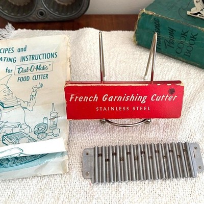 Vintage Stainless Steel Dial-O-Matic French Garnishing Cutting Blade (3967)