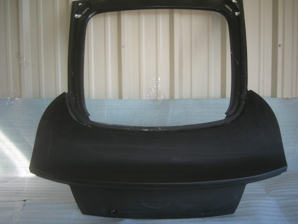 2006-2009 ASTON MARTIN VANTAGE COUPE TRUNK