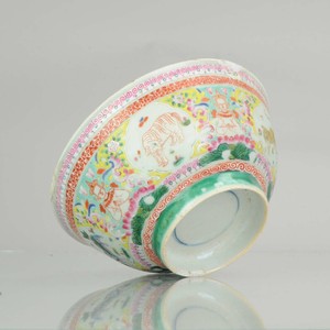 Antique Chinese porcelain Bowl 18th C. SE Asian Thai / Malay Market Benc...