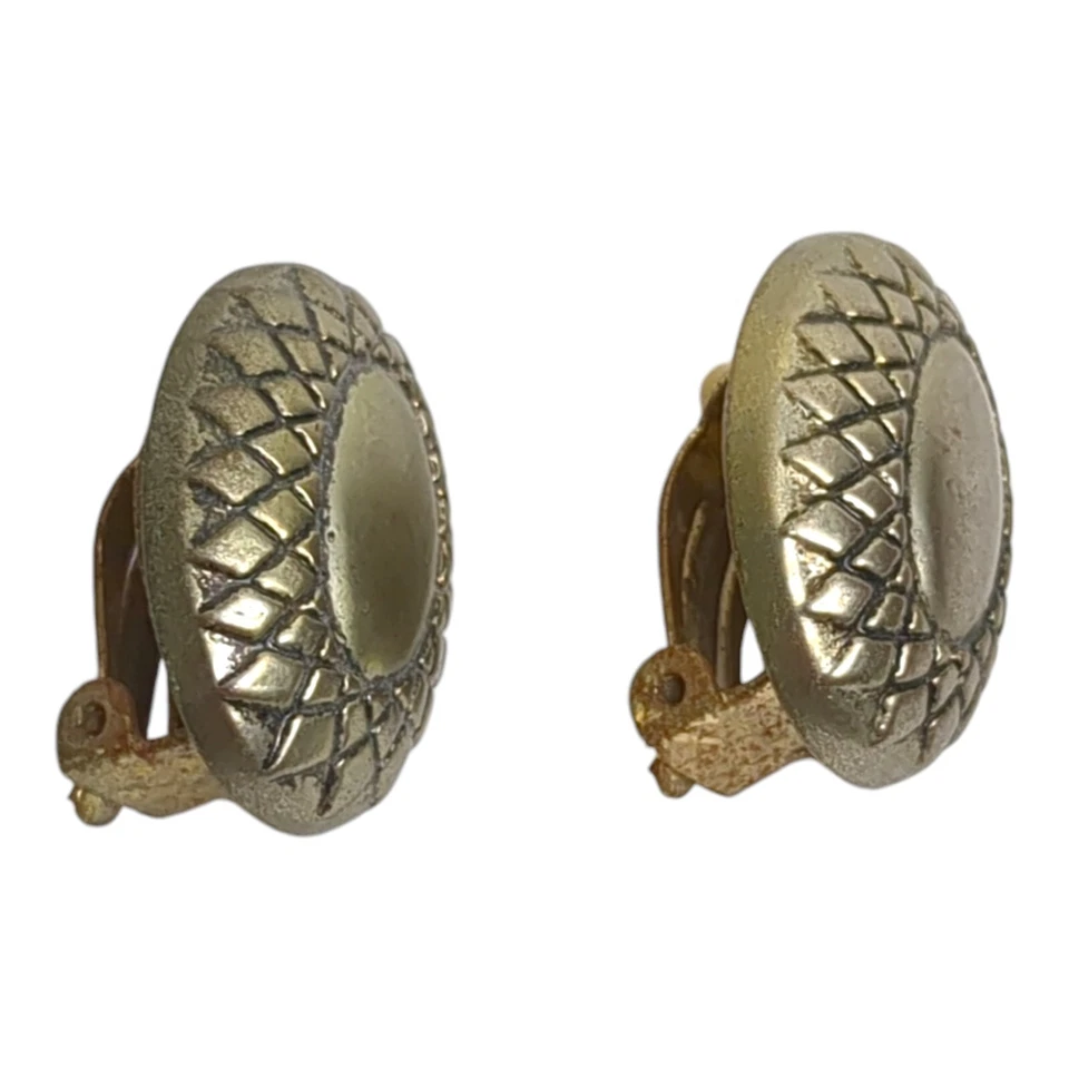 Vintage Oval Clip On Earrings Gold Tone Oval Button Style 1" x 3/4" - Image 3 of 4