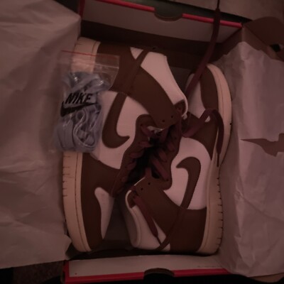 Size 10.5 - Nike dunks high brown mocha and white