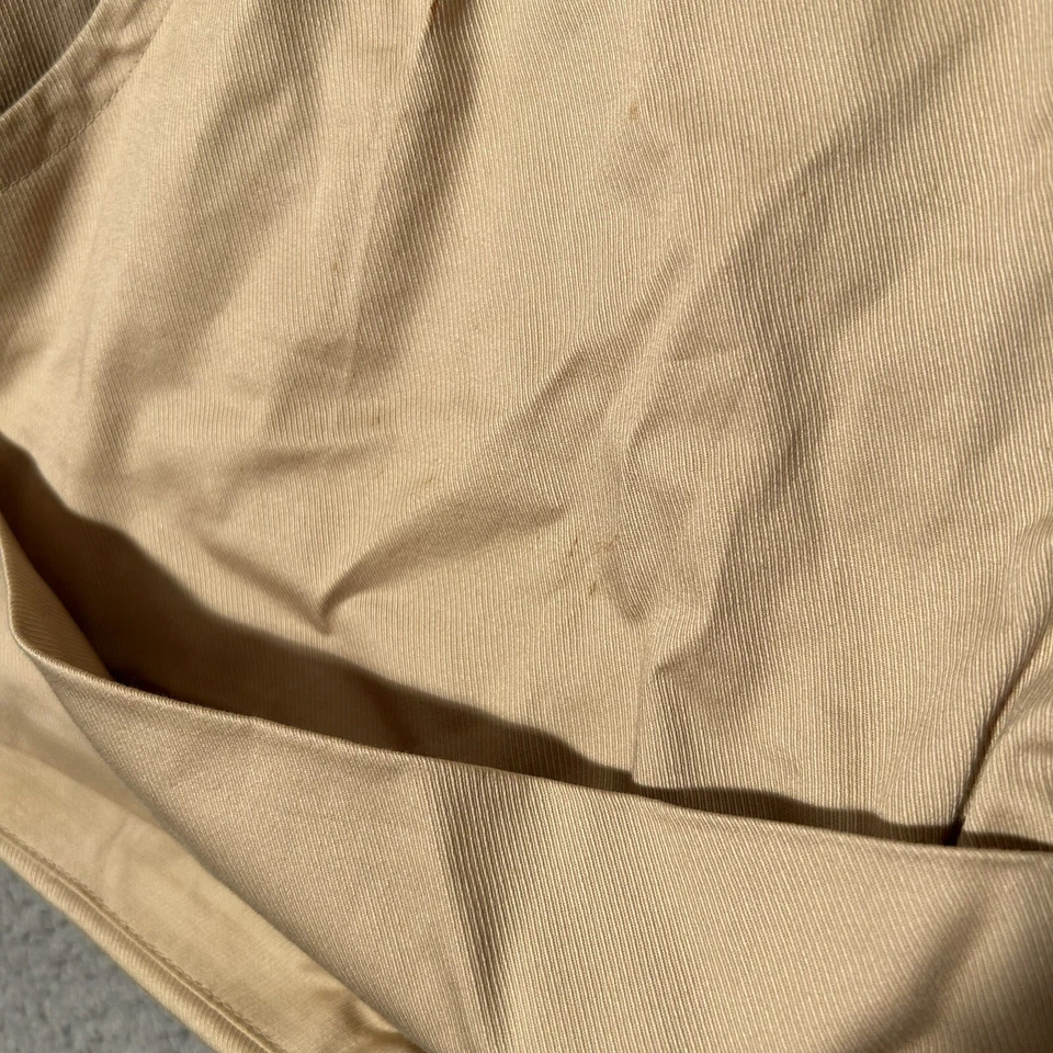 Pantalones cortos plisados con botones Vertigo Paris para mujer talla 4 beige Foto 3 de 4