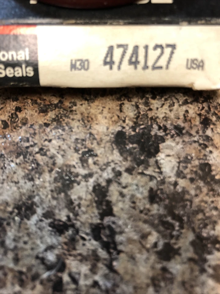 🇺🇸 NOS GENUINE NATIONAL 474127 AXLE SHAFT SEAL-FRONT OIL SEAL SHIPS FREE! 🇺🇸 - Image 3 of 4