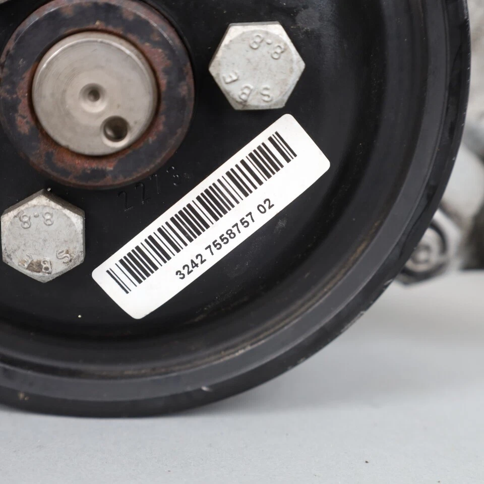 BMW 535i 3.0 2008-2010 bomba de dirección asistida accionamiento dinámico 32416776837 OEM usado Foto 3 de 4