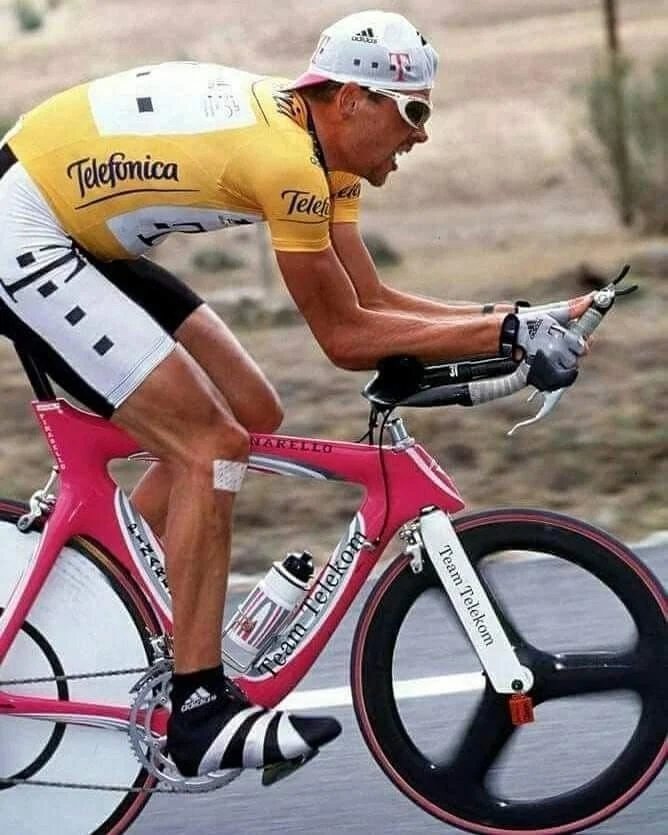 RARE VTG 1999 La Vuelta "Gold Leader" Cycling Jersey Vest — Jan Ullrich — XL - Image 3 of 4