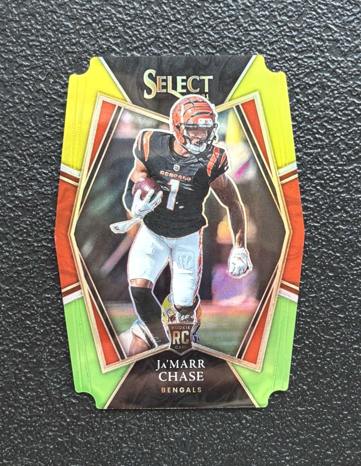 2021 Select JAMARR CHASE Green & Yellow Premier Die-Cut Rookie RC #147 *Bengals
