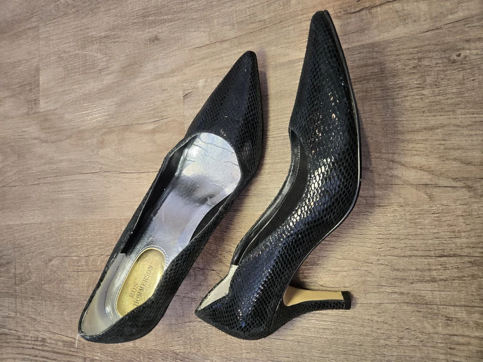 Zapatos de salón Ros Hommerson Roxy para mujer talla 9,5 M cuero negro borde vieira tacón de aguja Foto 2 de 4