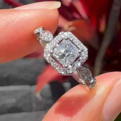 2,46 TCW Asscher VVS1 Moissanit Halo Verlobungsring in 14k Weißgold vergoldet