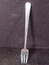 Towle Sterling ARISTOCRAT COCKTAIL SEAFOOD FORK 5 3/4"   No Mono