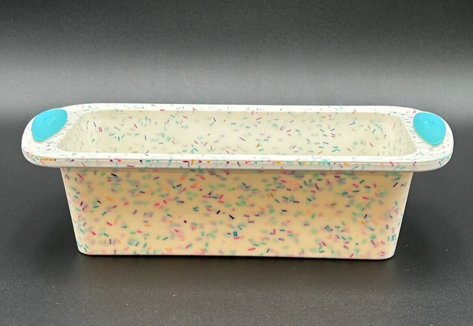 Trudeau Confetti Structure Silicone Loaf Pan 8.5” x 4.5” NEVER BEEN USED/NEW - Image 4 of 4