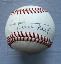 Willie Mays Signed Official National League Baseball (JSA LOA YY51720) HOF Giant