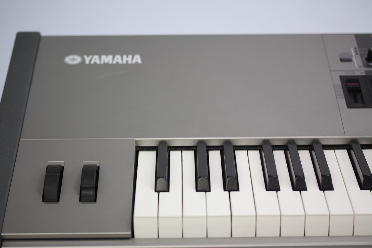 Yamaha MOTIF 8 Keyboard Synthesizer sequencer does not power on NJ