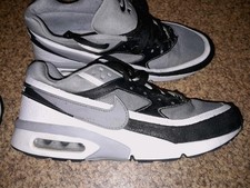 bascket Nike BW Lyon homme  taille 43 