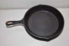Vintage No Logo Lodge 3 Notch #7 Cast Iron Skillet With Heat Ring 10”