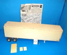 Vintage Model TRAILER "FRUEHAUF" For Parts - Restoration - No 17
