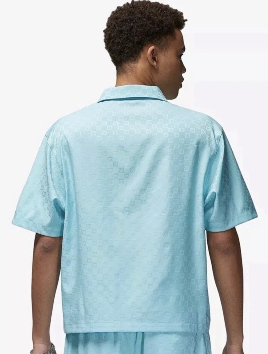 Nike Air Jordan Essentials Men Button Down Light Blue Shirt DX9681