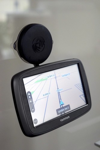 TomTom GO 50 Portable GPS Car Vehicle U.S.A. Navigation Voice LIFETIME USA Maps - Picture 5 of 7