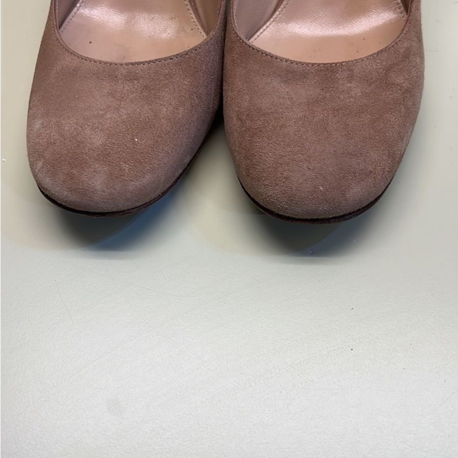 Gianvito Rossi Tan Suede Heels Made in Italy Elegant heels EU 37 Excellent image 5