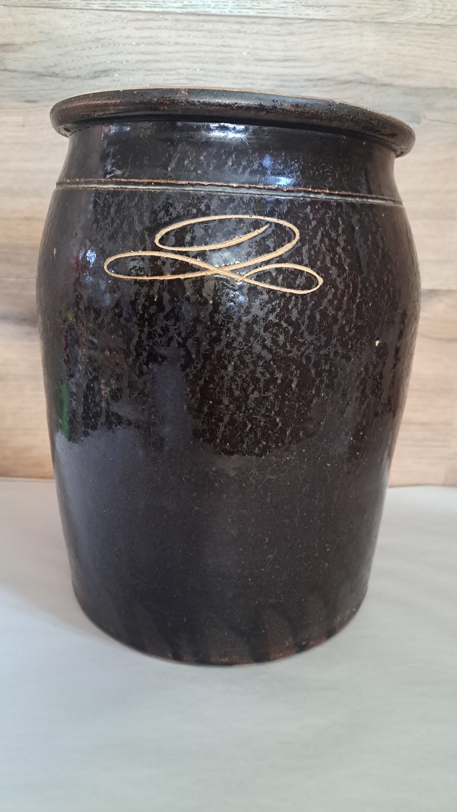 Antique 2 Gallon Brown Crock BEAUTIFUL COLOR AND DESIGN