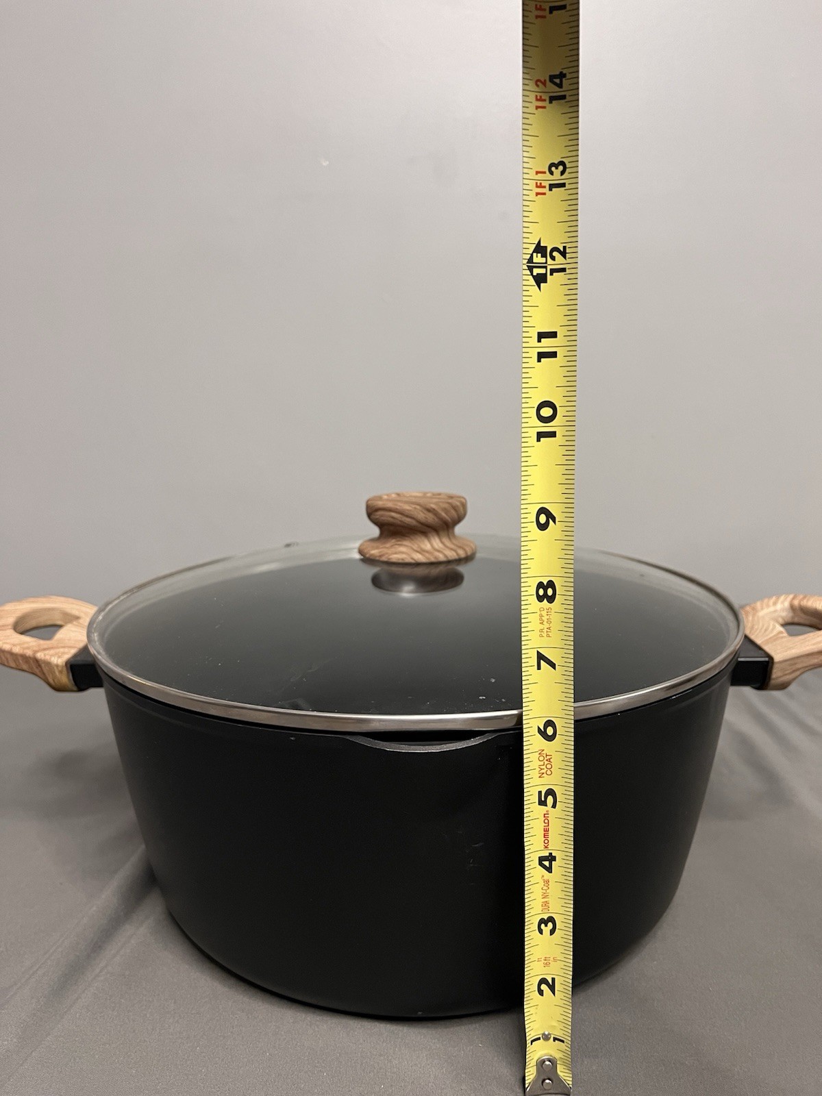 Country Kitchen 10 Quart Casserole/Stockpot Gray W/ Lid & Handles 18.5x13.5x9”