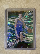 2022-23 Panini Revolution - Rookies Chet Holmgren  Chinese New Year Emerald /88