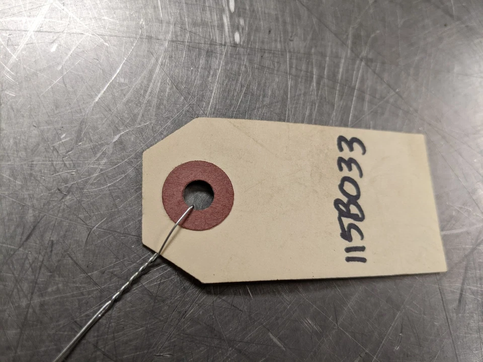 Tubo cruzado de refrigerante de Nissan Rogue 2008 2,5 Foto 2 de 3