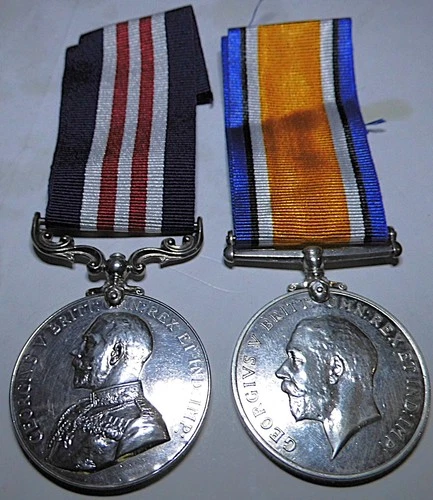 WW1 PAIR MEDALS MILITARY MEDAL & BWM GUNNER HARRY CAMMISS R.A. FROM PONTEFRACT